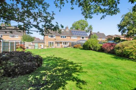 4 bedroom Semi-detached house for sale in Keele Road, Newcastle-under-Lyme, ST5