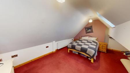 4 bedroom Semi-detached house for sale in Keele Road, Newcastle-under-Lyme, ST5