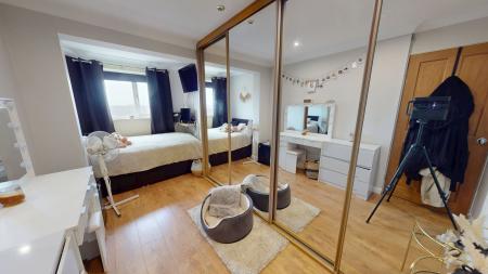 3 bedroom Semi-detached house for sale in Linnburn Road, Meir Hay, Stoke-on-Trent, ST3