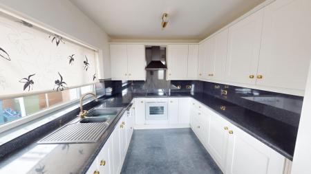 2 bedroom Bungalow for sale in Meadow Way, Stone, ST15