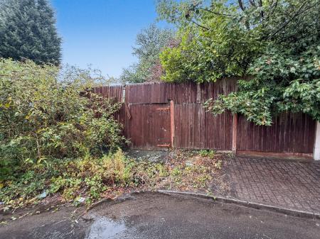 3 bedroom Semi-detached house for sale in Newstead Road, Abbey Hulton, Stoke-on-Trent, ST2