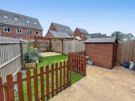 3 bedroom Semi-detached house for sale in Ridge Lane, Blythe Bridge, Stoke-on-Trent, ST11
