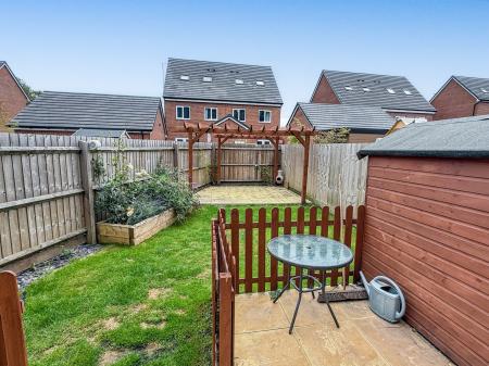 3 bedroom Semi-detached house for sale in Ridge Lane, Blythe Bridge, Stoke-on-Trent, ST11
