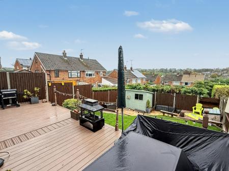 3 bedroom Semi-detached house for sale in Rushton Way, Forsbrook, Stoke-on-Trent, ST11