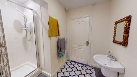 2 bedroom Maisonette for sale in Sun Street, Shelton, Stoke-on-Trent, ST1