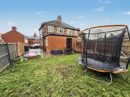 2 bedroom Semi-detached house for sale in Sutherland Avenue, Dresden, Stoke-on-Trent, ST3