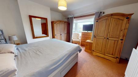 5 bedroom Semi-detached house for sale in Uttoxeter Road, Draycott, Stoke-on-Trent, ST11