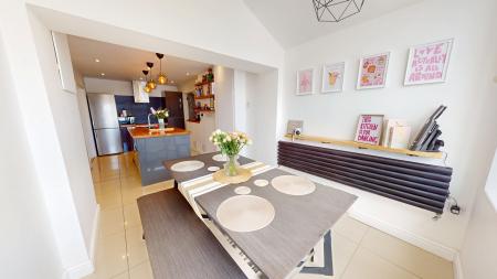 3 bedroom Semi-detached house for sale in Westonfields Drive, Westonfields, Stoke-on-Trent, ST3