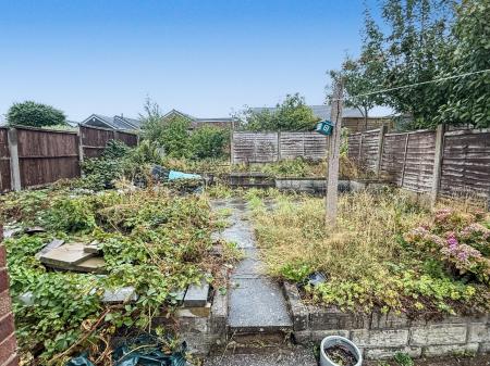 3 bedroom Semi-detached house for sale in Gleneagles Crescent, Birches Head, Stoke-on-Trent, ST1