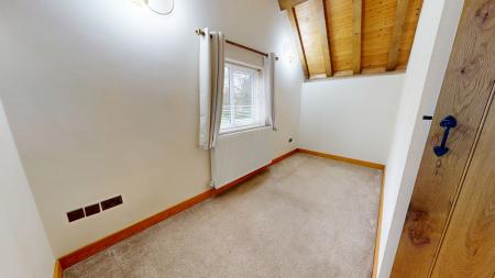 4 bedroom Detached house to let in Dimsdale Hall Drive, Dimsdale, Newcastle-under-Lyme, ST5