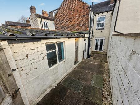 2 bedroom Terraced House to let in Westland Street, Penkhull, Stoke-on-Trent, ST4