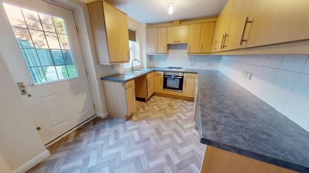 3 bedroom Town house to let in Willowfield Drive, Trentham, Stoke-on-Trent, ST4