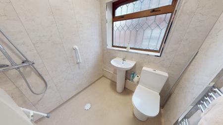 2 bedroom Bungalow to let in Canterbury Drive, Bradeley, Stoke-on-Trent, ST6