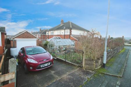3 bedroom Semi-detached house for sale in Courtway Drive, Sneyd Green, Stoke-on-Trent, ST1