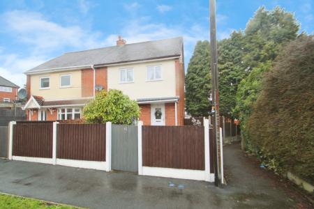 Lane Farm Grove, Sneyd Green, Stoke-on-Trent, ST1