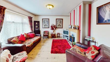 3 bedroom Semi-detached house for sale in Lane Farm Grove, Sneyd Green, Stoke-on-Trent, ST1