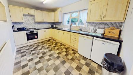 3 bedroom Semi-detached house for sale in Lane Farm Grove, Sneyd Green, Stoke-on-Trent, ST1
