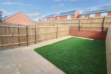 2 bedroom Terraced House for sale in Blythe Fields, Blythe Bridge, Stoke-on-Trent, ST11