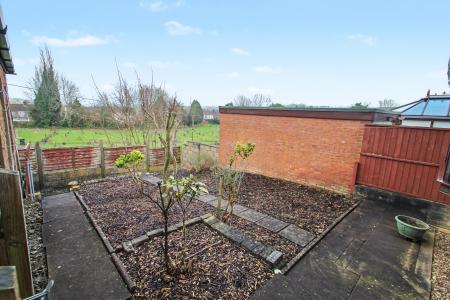 2 bedroom Detached bungalow for sale in Runnymede Close, Bucknall, Stoke-on-Trent, ST2