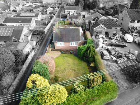 2 bedroom Detached bungalow for sale in The Wood, Meir, Stoke-on-Trent, ST3