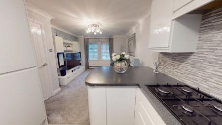 1 bedroom Ground floor flat for sale in Mill Court, Park Drive, Trentham, Stoke-on-Trent, ST4