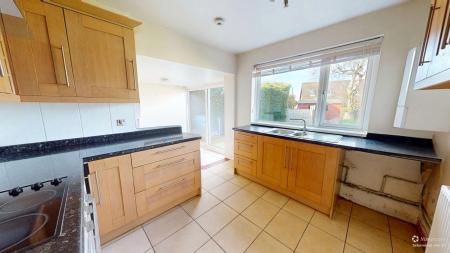 3 bedroom Detached bungalow for sale in Woodlands Avenue, Cheddleton, Leek, ST13