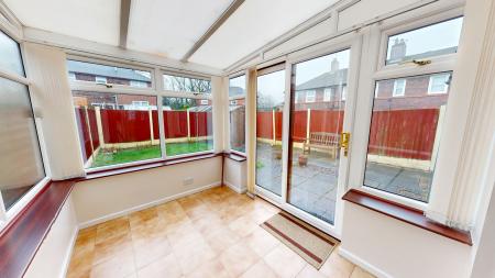 2 bedroom Semi-detached house for sale in Levita Road, Oakhill, Stoke-on-Trent, ST4