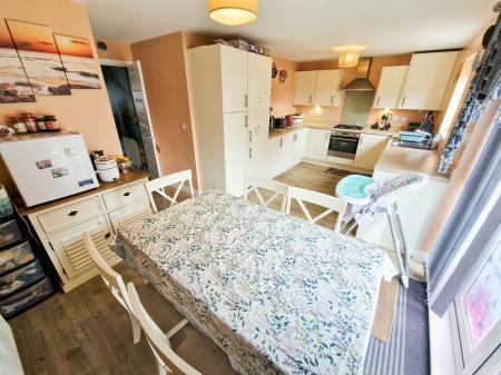 4 bedroom Detached house for sale in Douglas Street, Hanley, Stoke-on-Trent, ST1