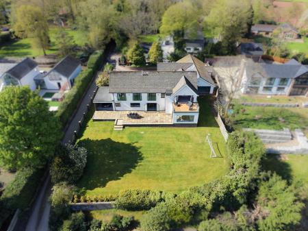 5 bedroom Detached house for sale in Manor Road, Madeley, Crewe, CW3