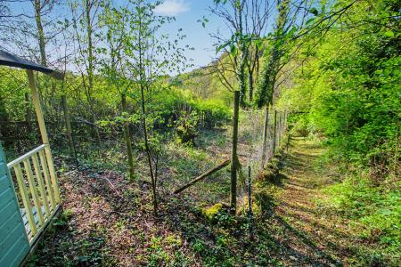 2 bedroom Terraced House for sale in Railway Terrace, Whiston Bank, Froghall, Staffordshire, ST10