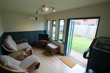 3 bedroom Semi-detached house for sale in Dove Road, Forsbrook, Stoke-on-Trent, ST11