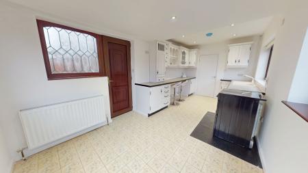 2 bedroom Semi-detached bungalow to let in Canterbury Drive, Bradeley, Stoke-On-Trent, ST6