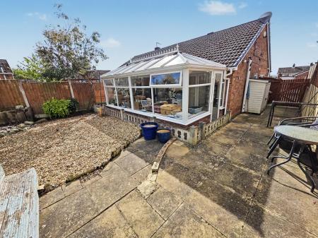 2 bedroom Semi-detached bungalow to let in Lamerton Grove, Westonfields, Stoke-On-Trent, ST3