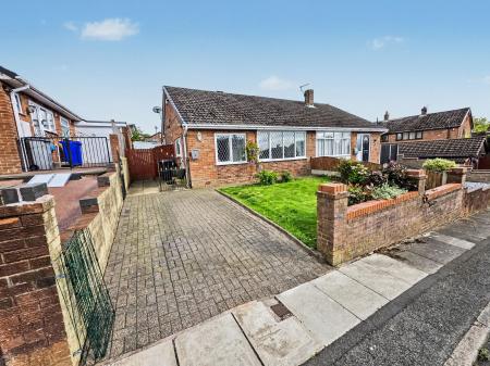 Lamerton Grove, Westonfields, Stoke-On-Trent, ST3