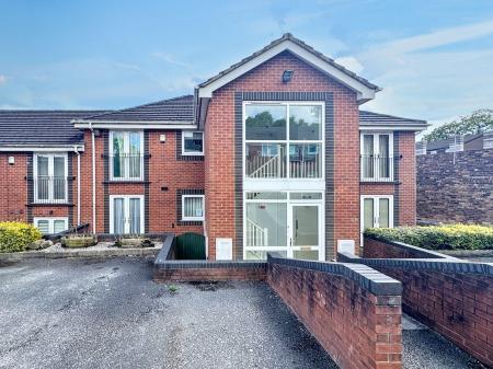2 bedroom Ground floor flat for sale in Stone Pillar Court, Bucknall Old Road, Northwood