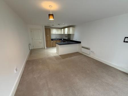 2 bedroom Flat for sale in Ivory Close, Hanley, Stoke-on-Trent