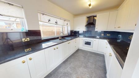 2 bedroom Detached bungalow for sale in Meadow Way, Stone, ST15