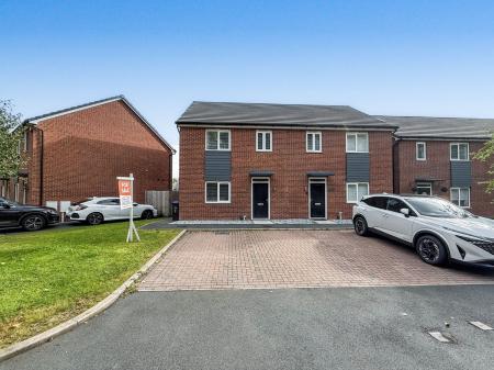 3 bedroom Semi-detached house for sale in Ridge Lane, Blythe Bridge, Stoke-on-Trent