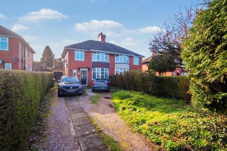 3 bedroom Semi-detached house for sale in Sandon Road, Meir Heath, Stoke-on-Trent