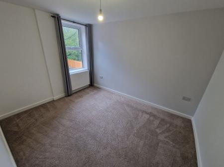 4 bedroom Terraced House for sale in Stanton Road, Meir, Stoke-on-Trent