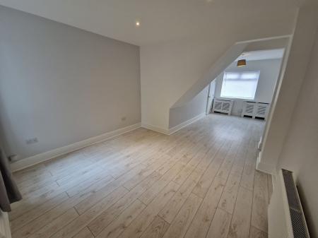 4 bedroom Terraced House for sale in Stanton Road, Meir, Stoke-on-Trent
