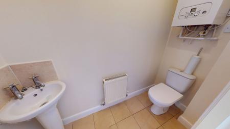 3 bedroom Terraced House to let in Waters Edge Close, Silverdale, Newcastle, ST5