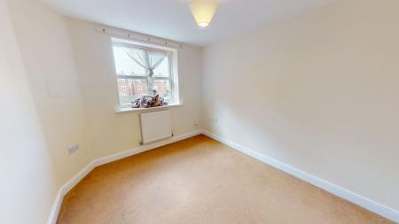 3 bedroom Terraced House to let in Waters Edge Close, Silverdale, Newcastle, ST5