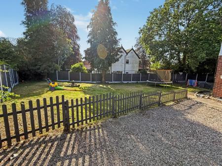 4 bedroom Detached house for sale in Station Road, Barlaston, ST12