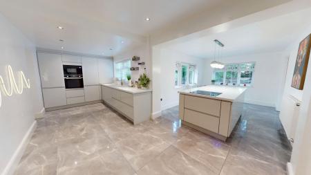 4 bedroom Detached house for sale in Station Road, Barlaston, ST12
