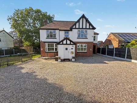 4 bedroom Detached house for sale in Station Road, Barlaston, ST12