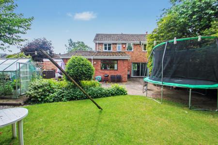 4 bedroom Detached house for sale in Oldacres Road, Trentham