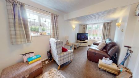 4 bedroom Detached house for sale in Oldacres Road, Trentham