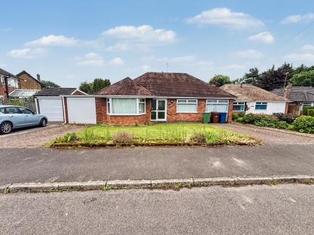 3 bedroom Detached bungalow for sale in Churchill Close, Blythe Bridge, ST11
