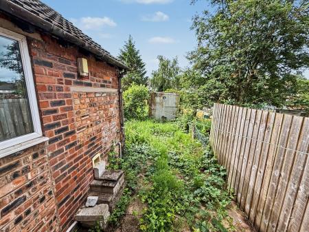 2 bedroom Terraced House for sale in Hassam Avenue, Newcastle, ST5